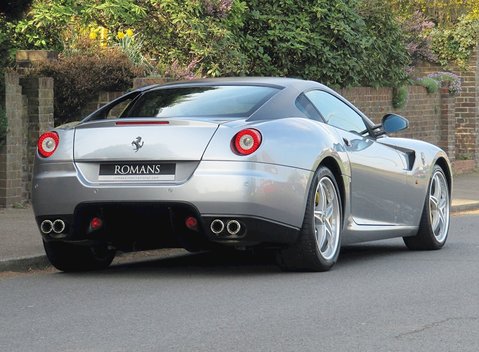 Ferrari 599 GTB Fiorano 4
