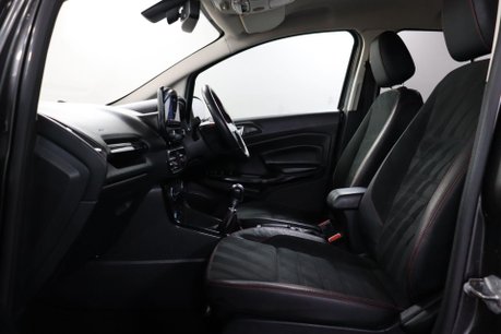 Ford Ecosport ST-LINE 43