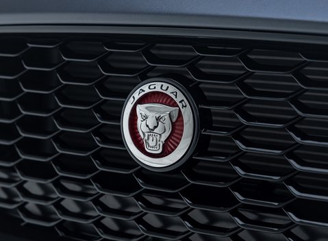 Jaguar XE SV PROJECT 8 38