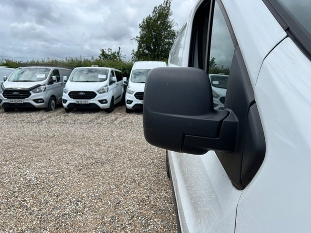 Vauxhall Vivaro SWB L1H1 Low Roof 2700 NO VAT 18