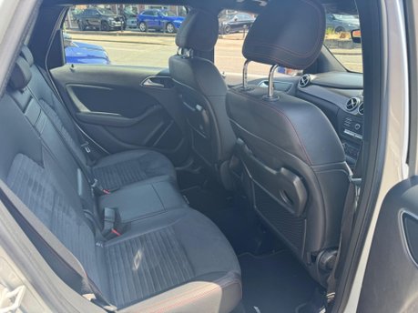 Mercedes-Benz B Class 1.5 B180 CDI AMG Line 7G-DCT Euro 6 (s/s) 5dr 19