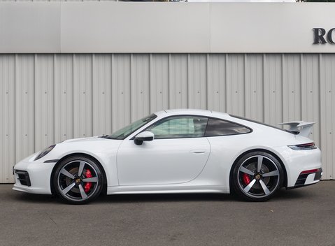 Porsche 911 (992) Carrera 4S 2