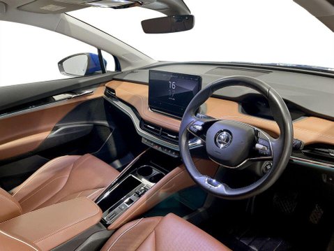Skoda Enyaq iV 62kWh 60 SUV 5dr Electric Auto (DC120kW) (179 ps) Air Con - Alloys - DAB 12