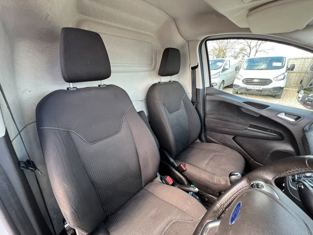 Ford Transit Courier Petrol SWB (SOLD) Low Roof Trend Air Con Alloys Sat Nav E 27