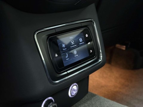 Bentley Bentayga 4.0 V8 SUV 5dr Petrol Auto 4WD Euro 6 (s/s) (550 ps) 45