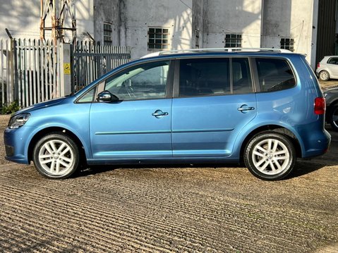 Volkswagen Touran 1.6 TDI BlueMotion Tech SE DSG Euro 5 (s/s) 5dr 13
