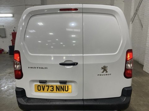 Peugeot Partner BLUEHDI PROFESSIONAL PREMIUM PLUS L1 6