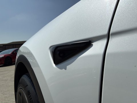 Tesla Model Y SUV 5dr Electric Auto RWD (346 ps) 46