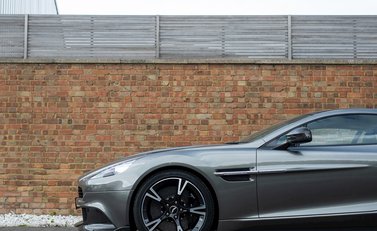 Aston Martin Vanquish S 30
