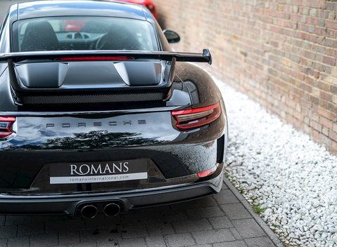 Porsche 911 (991.2) GT3 21