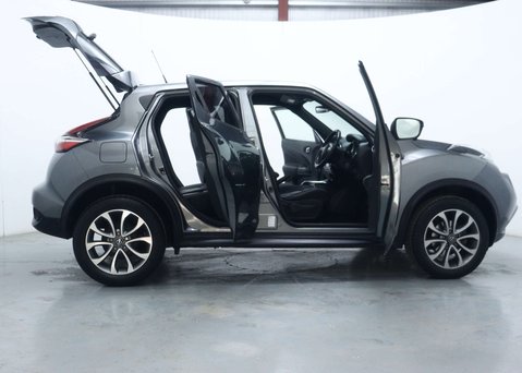 Nissan Juke 1.6 Tekna SUV 5dr Petrol XTRON Euro 6 (117 ps) 50