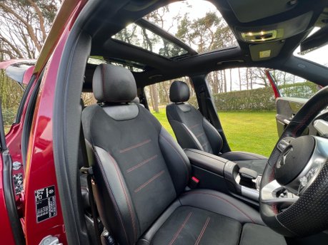 Mercedes-Benz GLB GLB 200 AMG LINE PREMIUM PLUS NIGHT EDITION 3