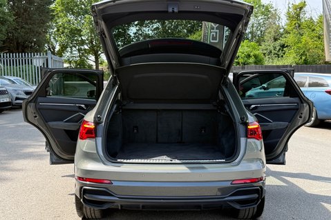 Audi Q3 TFSI QUATTRO S LINE VORSPRUNG -PAN ROOF -360 CAMERA -CARPLAY -FULL AUDI S/H 20