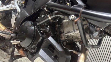 Suzuki V-Strom 1000 2016 ADVENTURE BIKE FULL LUGGAGE NEW MOT SERVICED 11