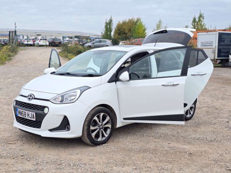 Hyundai i10 1.2 Premium SE Hatchback 5dr Petrol Auto Euro 6 (87 ps) 40