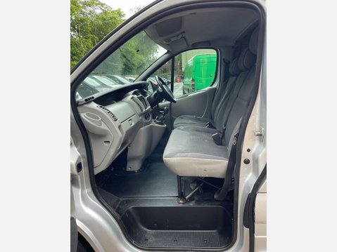 Vauxhall Vivaro 2.0 CDTi Sportive Panel Van 4dr Diesel Manual FWD L1 (215 g/km, 113 bhp) 29