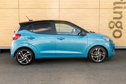 Hyundai i10 MPI PREMIUM 12