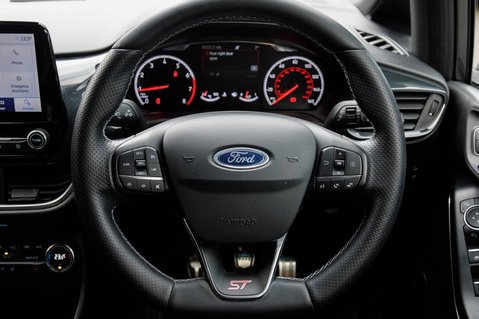 Ford Fiesta ST-3 21