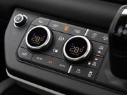 Land Rover Defender D250 SE County Edition 16