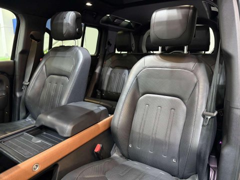 Land Rover Defender 3.0 P400 MHEV X SUV 5dr Petrol Auto 4WD Euro 6 (s/s) (400 ps) 6
