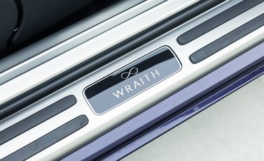 Rolls-Royce Wraith Black Badge 26