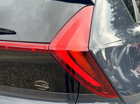 Hyundai BAYON T-GDI PREMIUM DCT MHEV 15
