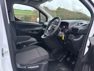 Vauxhall Combo L2H1 2300 Dynamic Panel Van 18