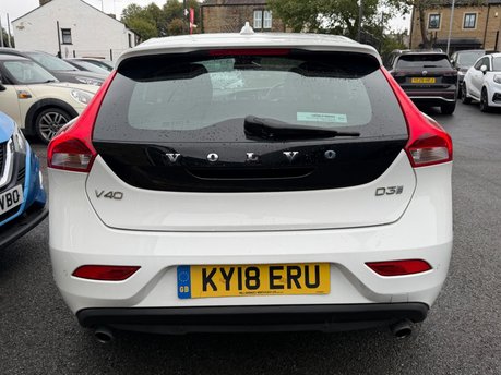 Volvo V40 D3 INSCRIPTION 7