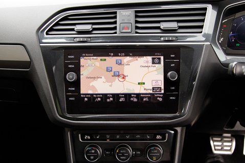 Volkswagen Tiguan SEL TSI 4MOTION DSG 20