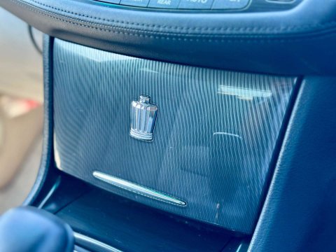 Toyota Crown 3.5 Hybrid Special Edition 5dr 27