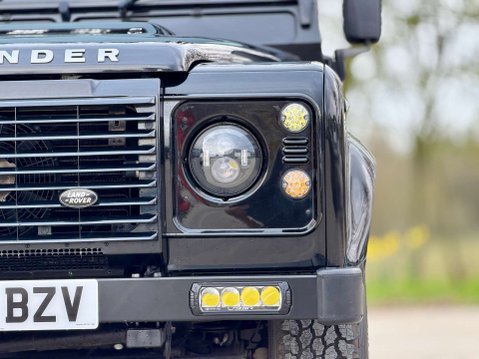 Land Rover Defender 2.2 Defender 90 XS Hard Top TD 4WD 8