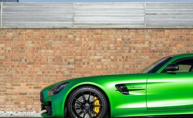 Mercedes-Benz AMG GT R GT R 27