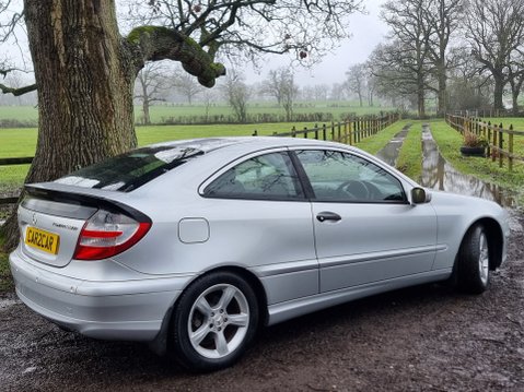 Mercedes-Benz C Class C180 KOMPRESSOR SE SPORTS 4
