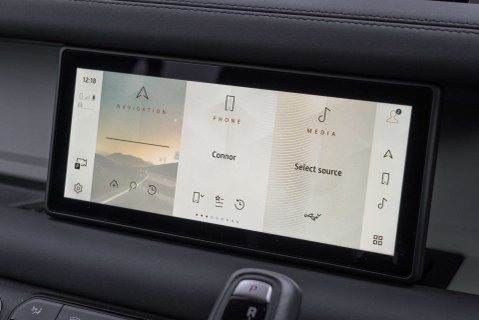 Land Rover Defender D250 SE County Edition 15