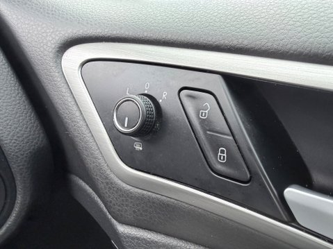 Volkswagen Golf SE TDI BLUEMOTION TECHNOLOGY 20