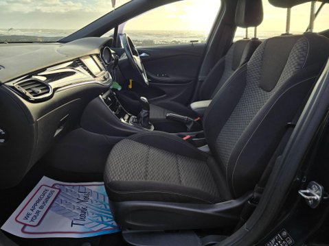Vauxhall Astra 1.4i SRi Euro 6 5dr 39