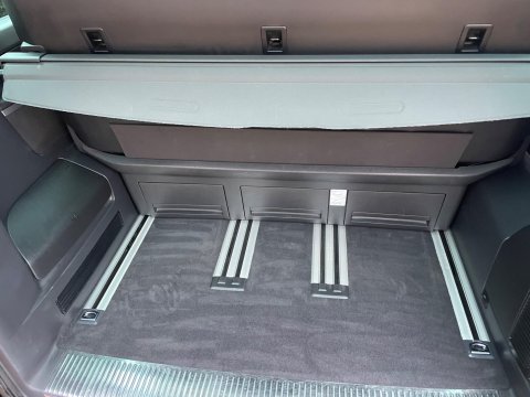 Volkswagen Caravelle 2.0 TDI Executive MPV 5dr Diesel DSG Euro 6 (s/s) (150 ps) 93