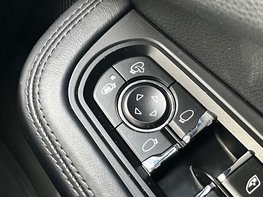 Porsche Macan 3.0 Macan S Semi-Auto 4WD 5dr 67