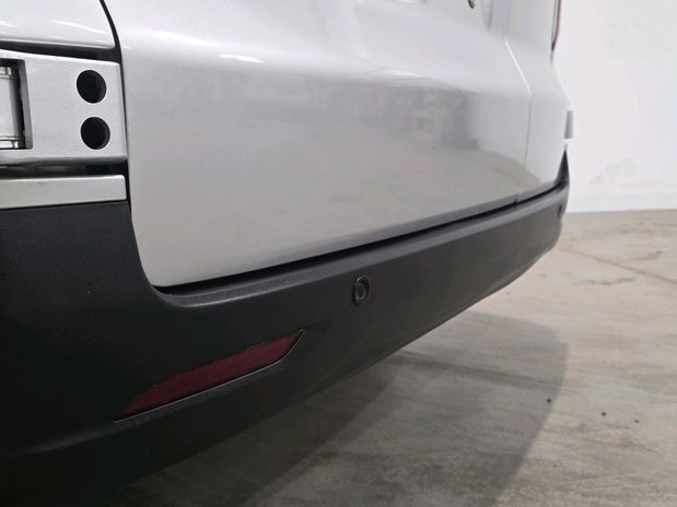 Maxus Deliver 3 Deliver 3 90kW H1 Van 50.2kWh Auto 9