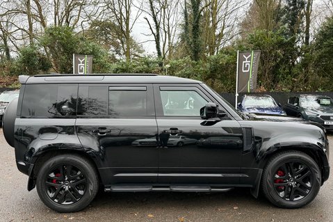 Land Rover Defender 110 110 XS EDITION D250 3.0 LITRE MHEV - BLACK PACK -SIDE STEPS -PAN ROOF  6