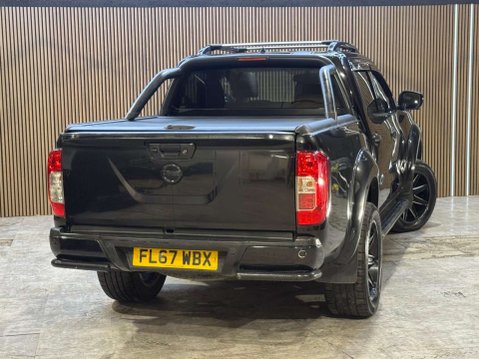 Nissan Navara 2.3 Navara Tekna dCi Auto 4WD 5dr 2