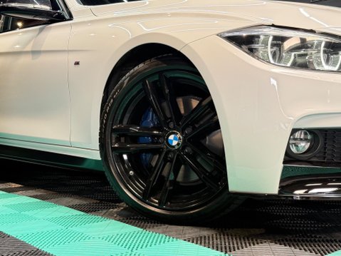 BMW 3 Series 2.0 320i M Sport Shadow Edition Touring Auto Euro 6 (s/s) 5dr 10