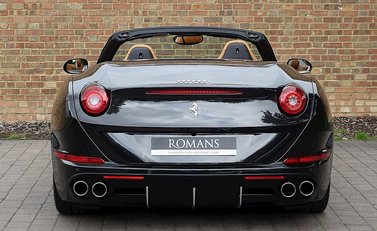 Ferrari California T 7