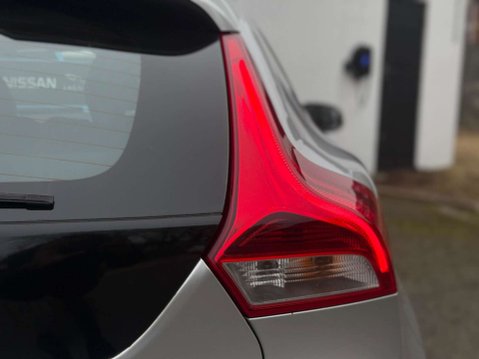 Volvo V40 2.0 D2 Lux Euro 6 (s/s) 5dr 18