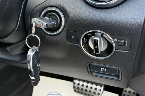 Mercedes-Benz SLC SLC 200 AMG LINE - AIRSCARF -9 MERCEDES SERVICES -HEATED SEATS -PAN ROOF 40