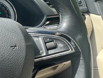 Skoda Superb 2.0 TDI Laurin & Klement Estate 5dr Diesel DSG Euro 6 (s/s) (150 ps) 15