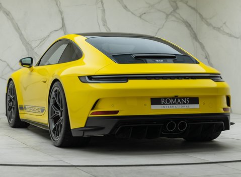 Porsche 911 GT3 TOURING (992) 10