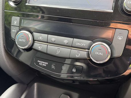 Nissan Qashqai 1.5 Qashqai Acenta Premium dCi 5dr 30