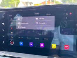 SEAT Arona 1.0 Arona Xperience Luxury EcoTSI Semi-Auto 5dr 43