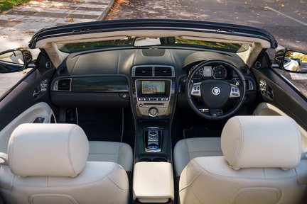 Jaguar XK R Convertible 17